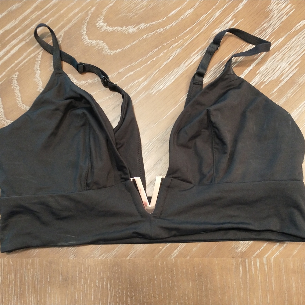 Victoria's Secret XL banded bra